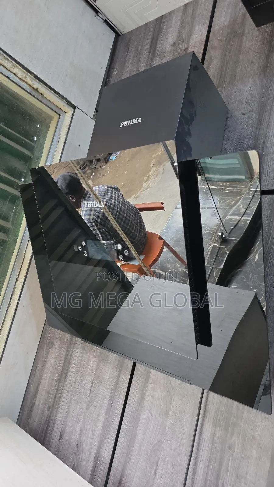 Phima Styled Sleek Glass Design 90cm Range Hood