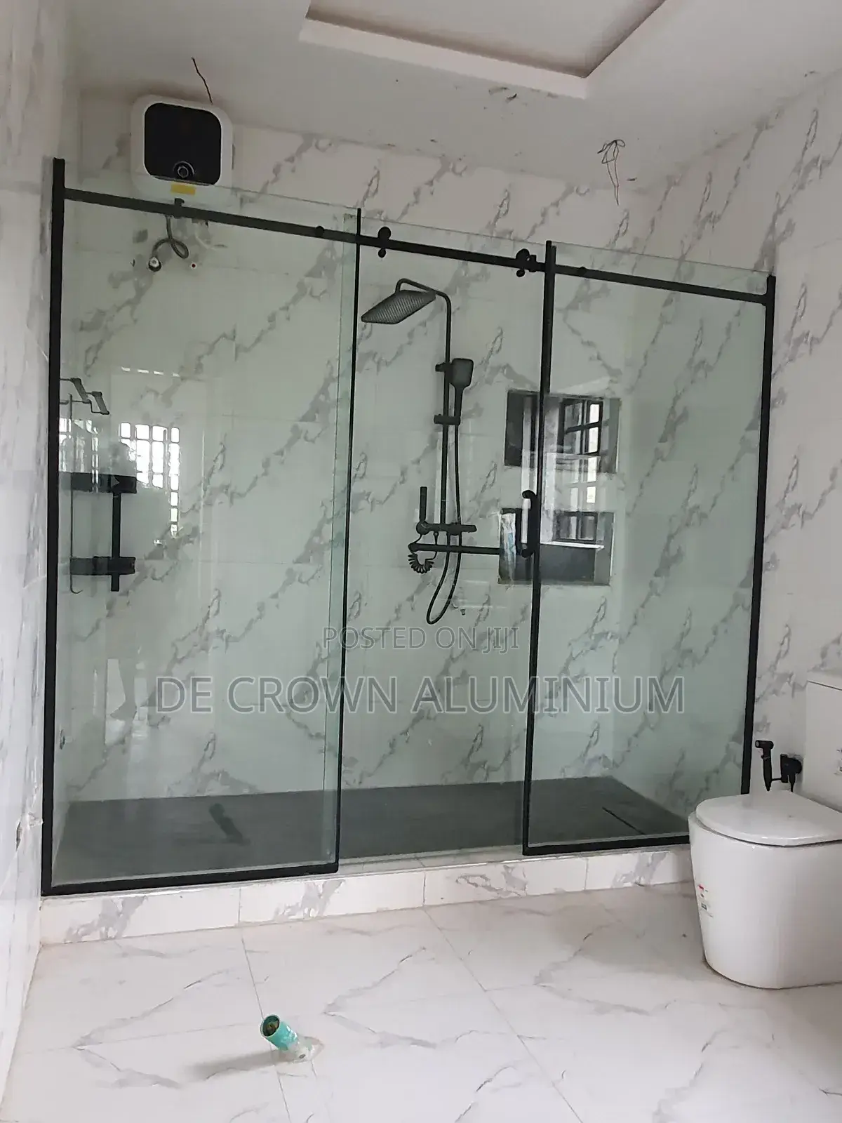 Luxury Sliding Shower Glass (10mm Tempered) With Black Accessories Lag