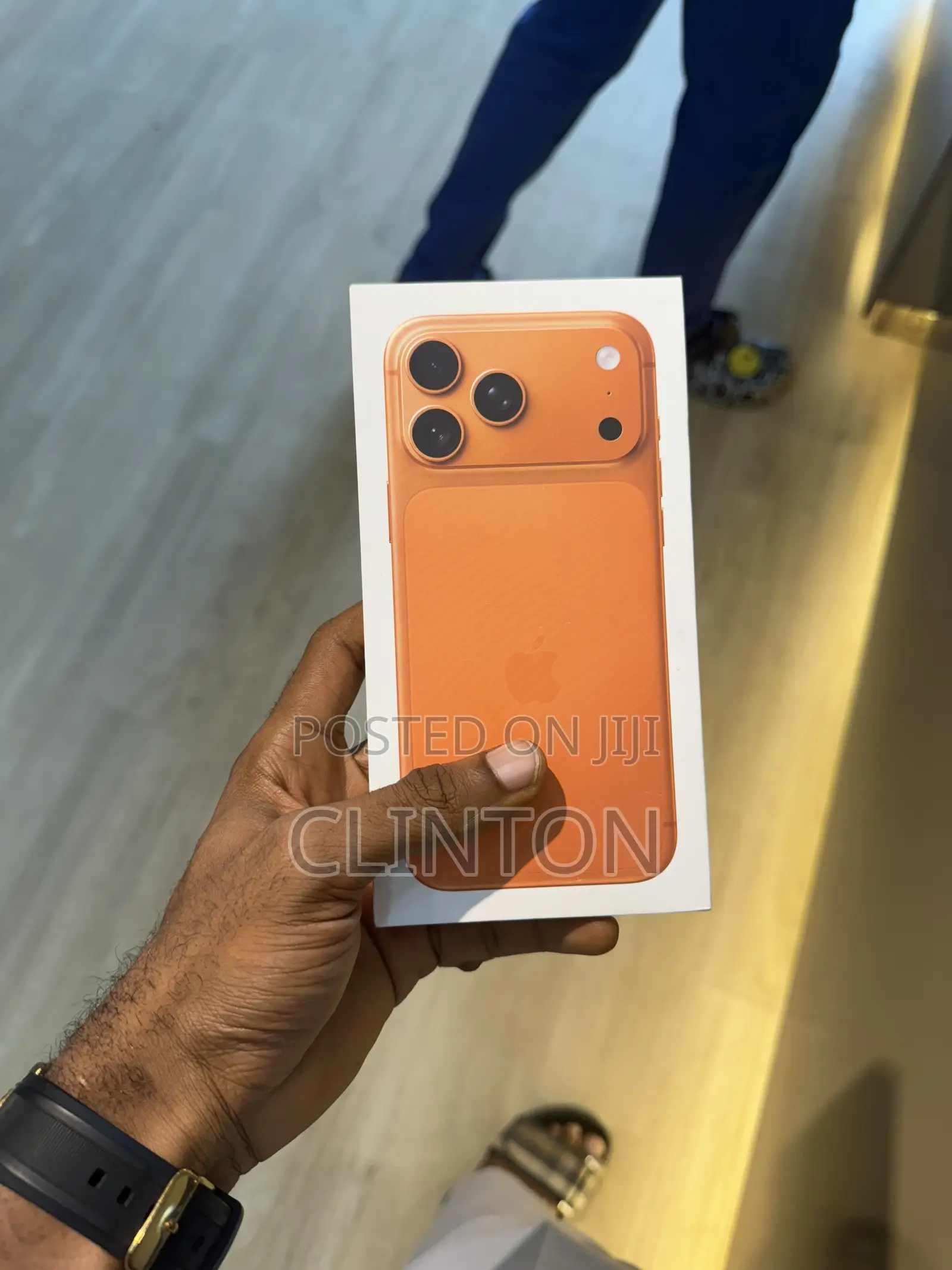 New Apple iPhone 17 Pro Max 256 GB Orange