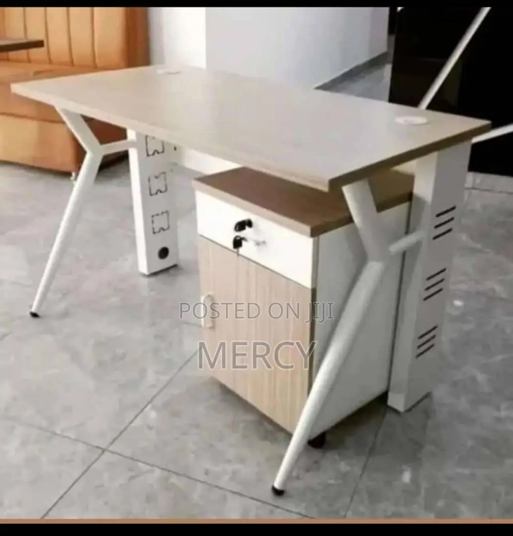 Quality Office Table With Drawers
