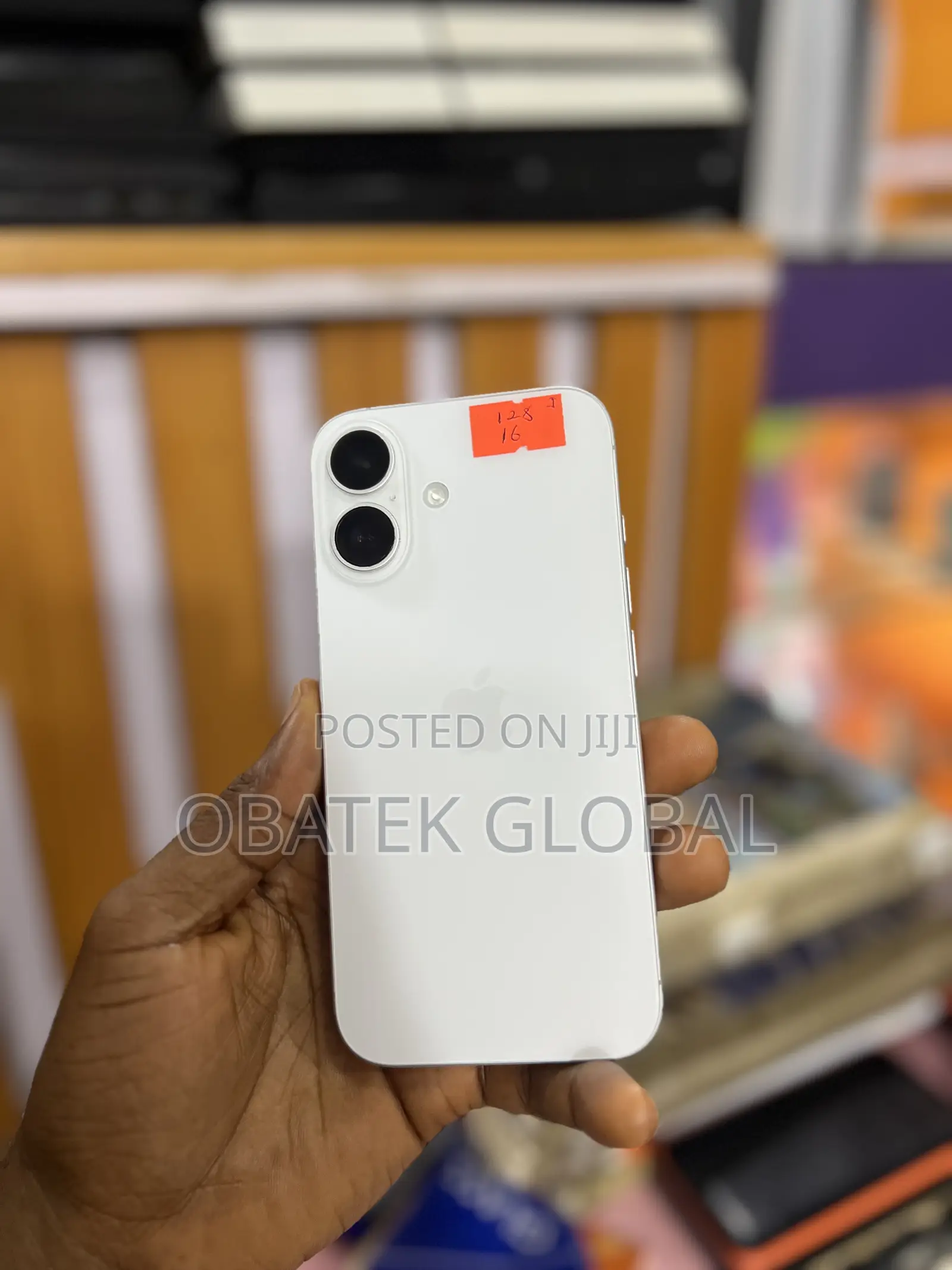 Apple iPhone 16 128 GB White
