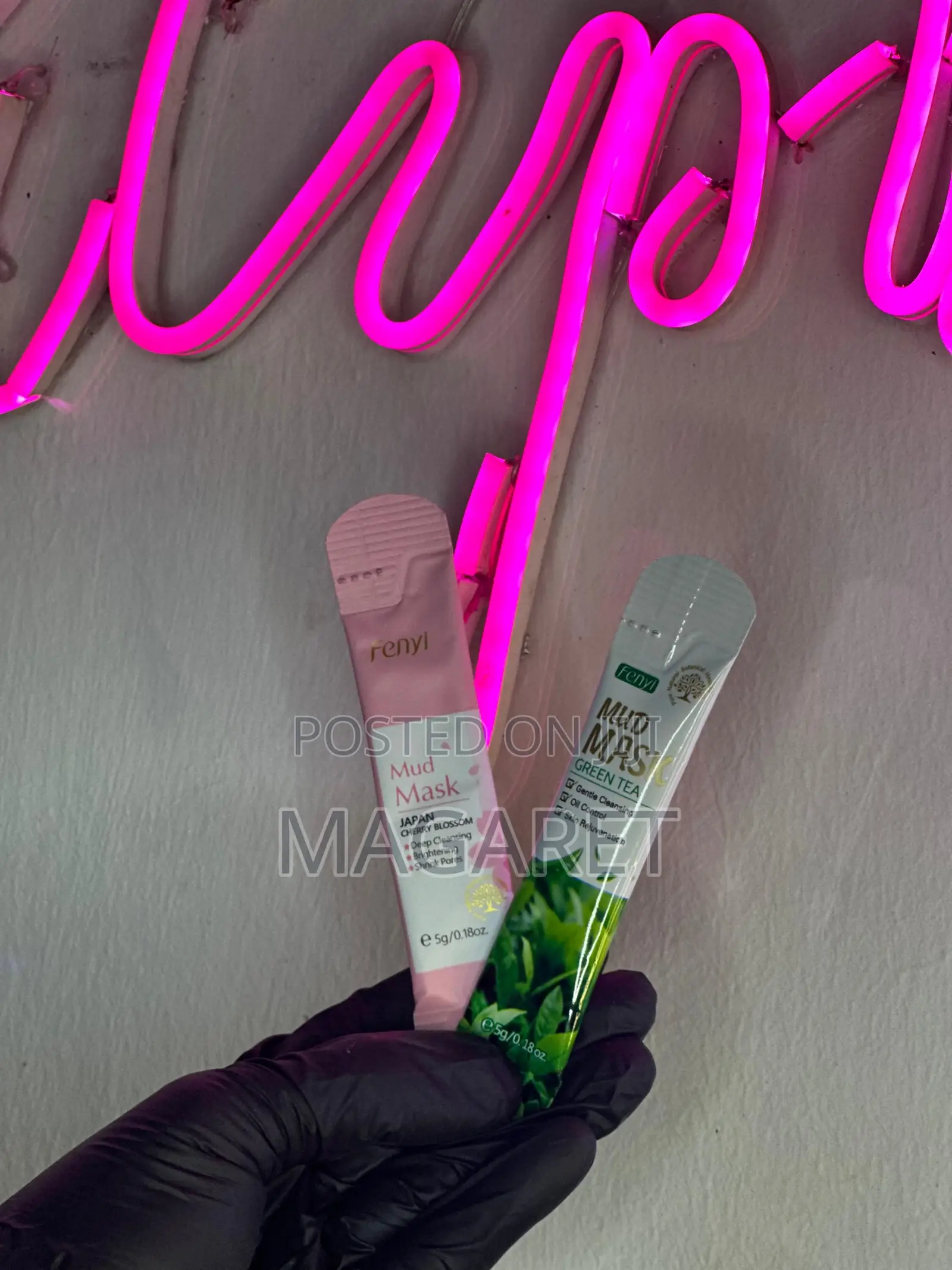 Hydrating Mud Mask