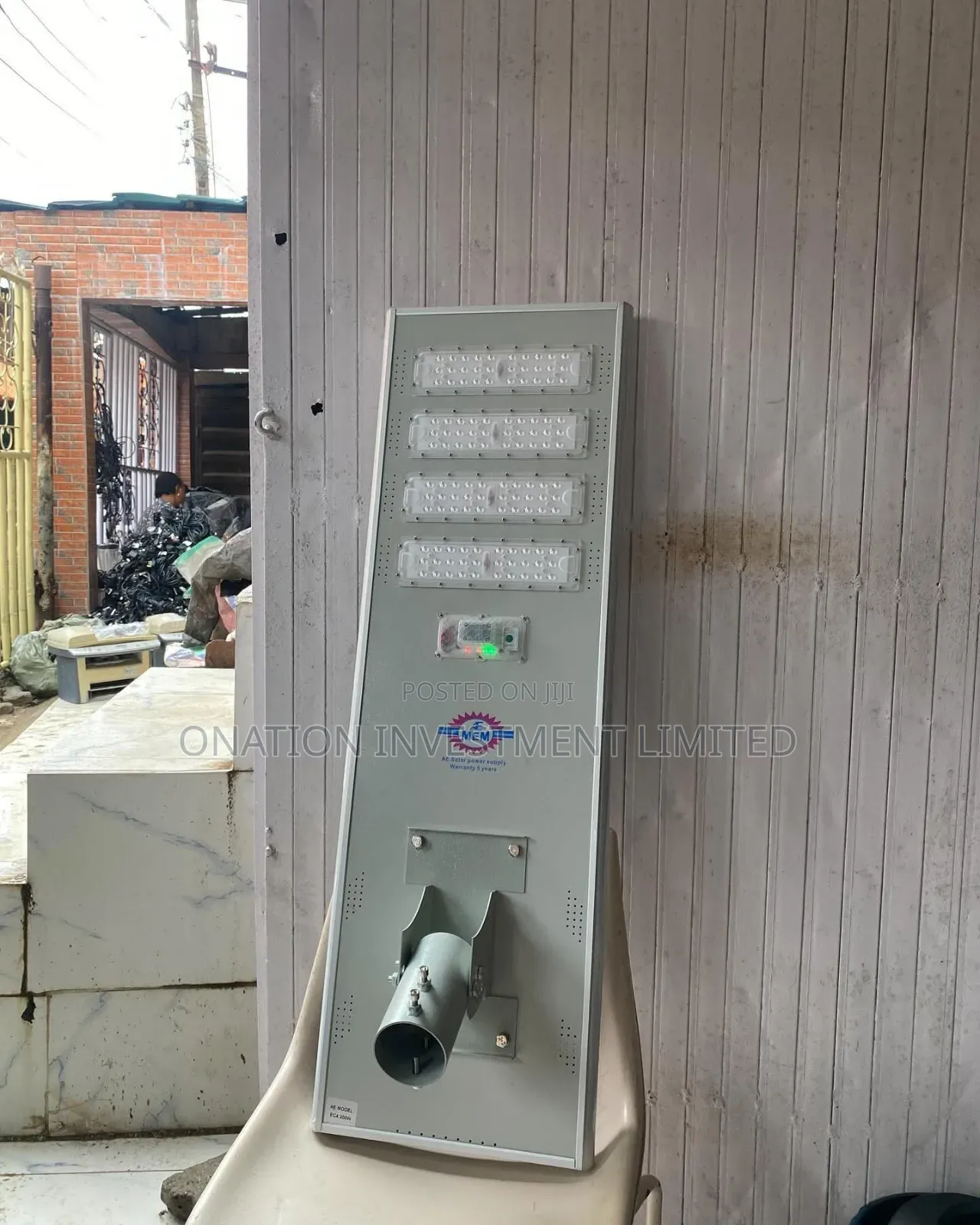 100w Aemem Solar Street Light