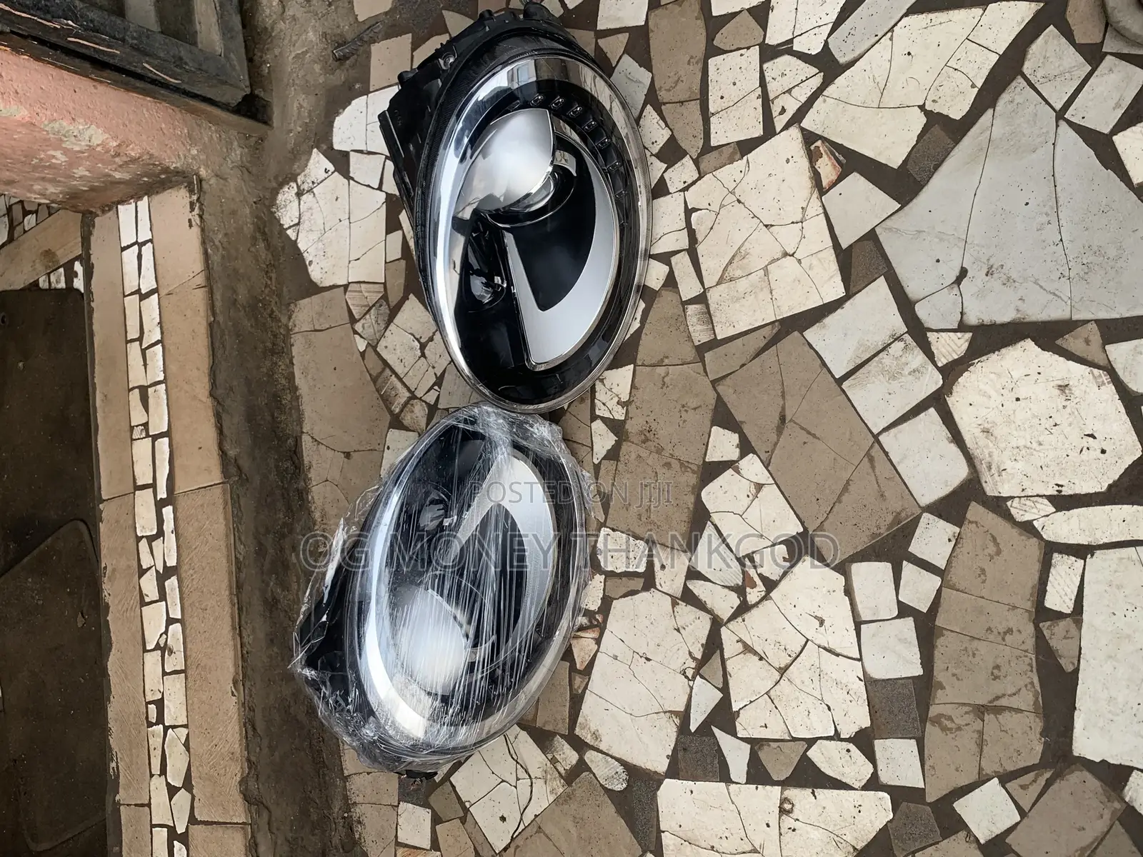Headlights Volkswagen Beetle 2013