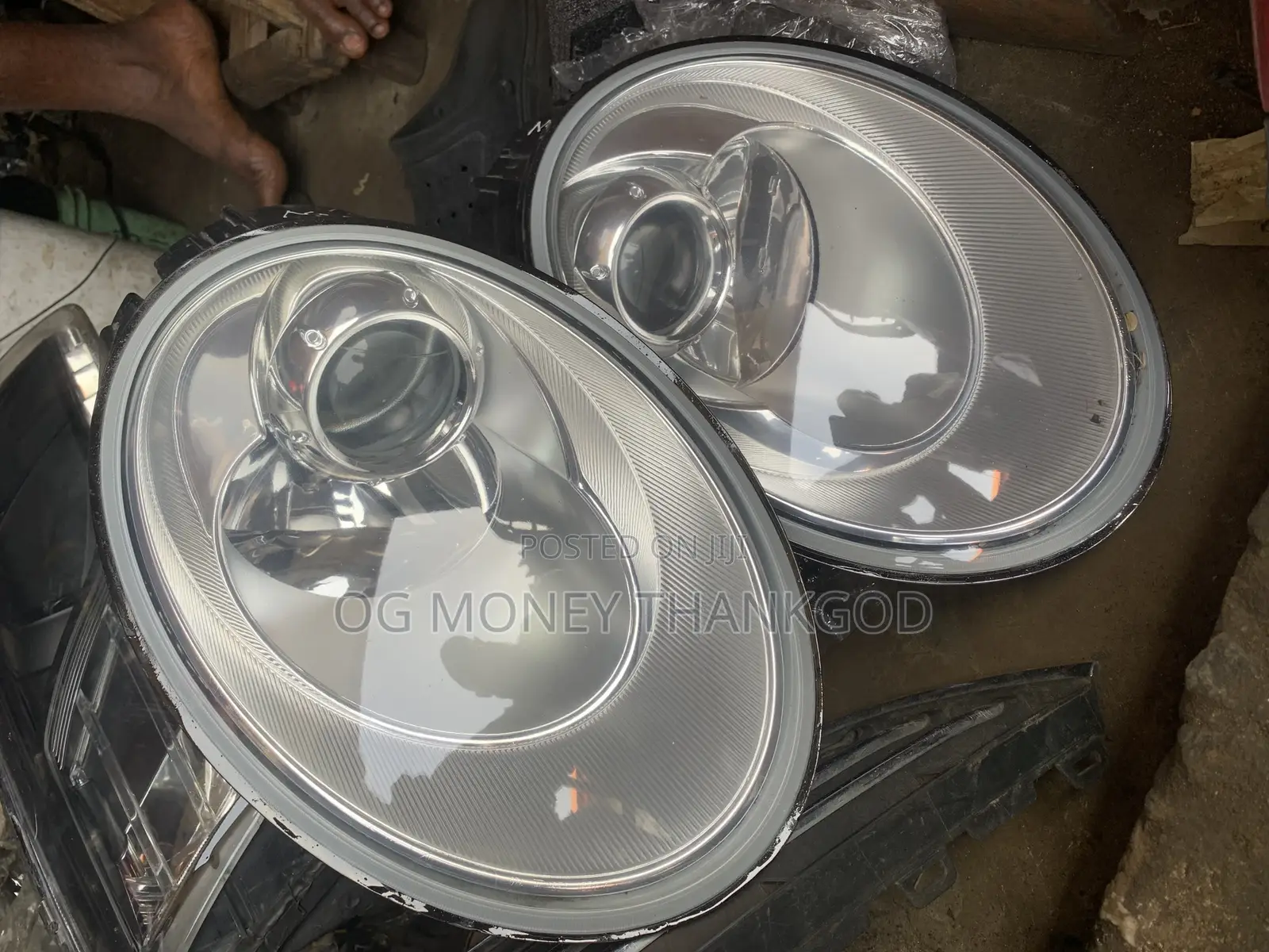 Headlights Volkswagen Beetle 2008
