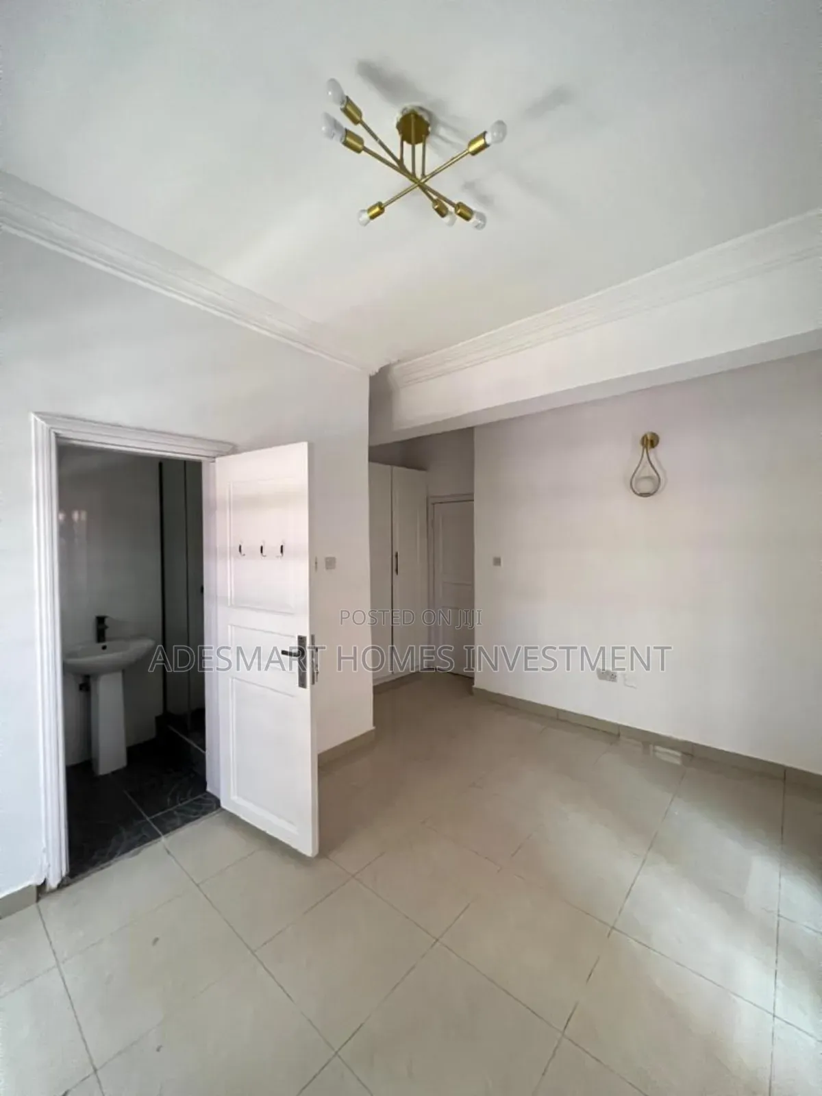 2bdrm Apartment in Lekki Phase 1 for rent