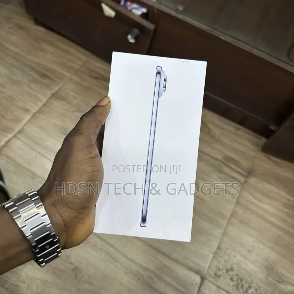 New Apple iPhone Air 256 GB Blue