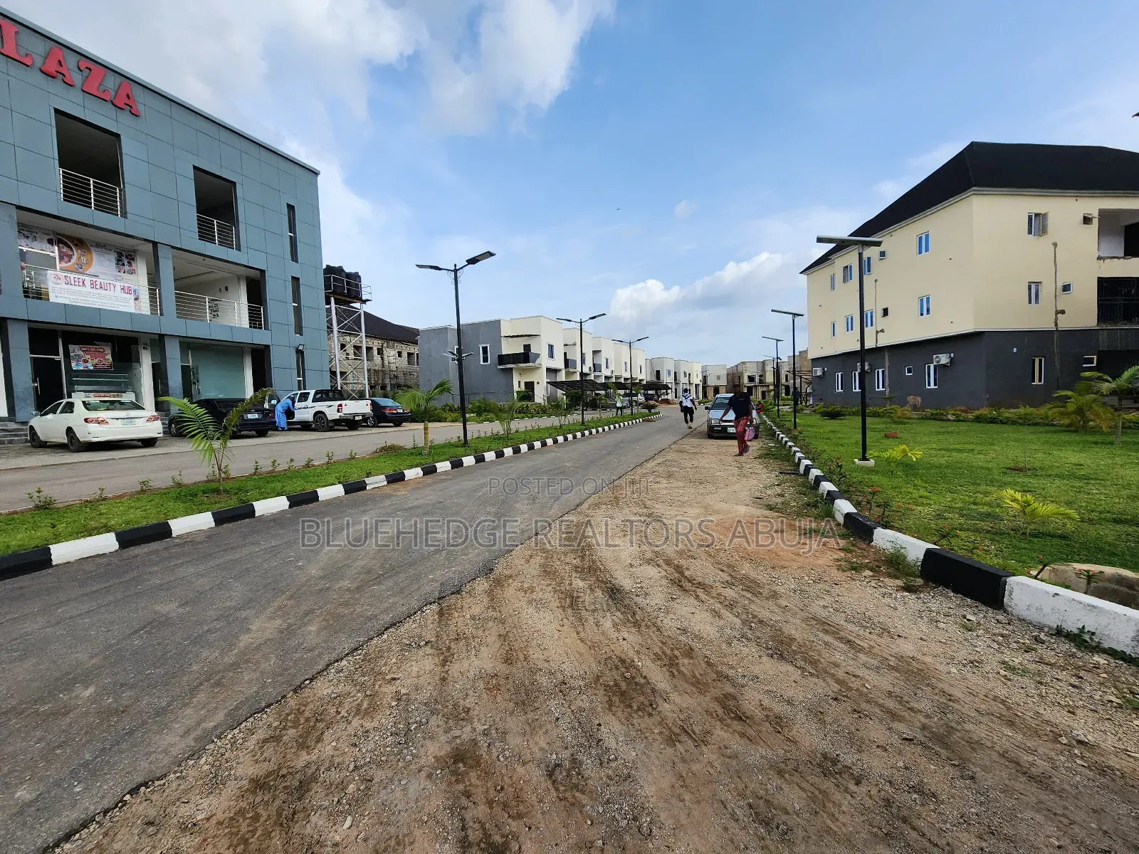 1bdrm Room & Parlour in Kiami for sale