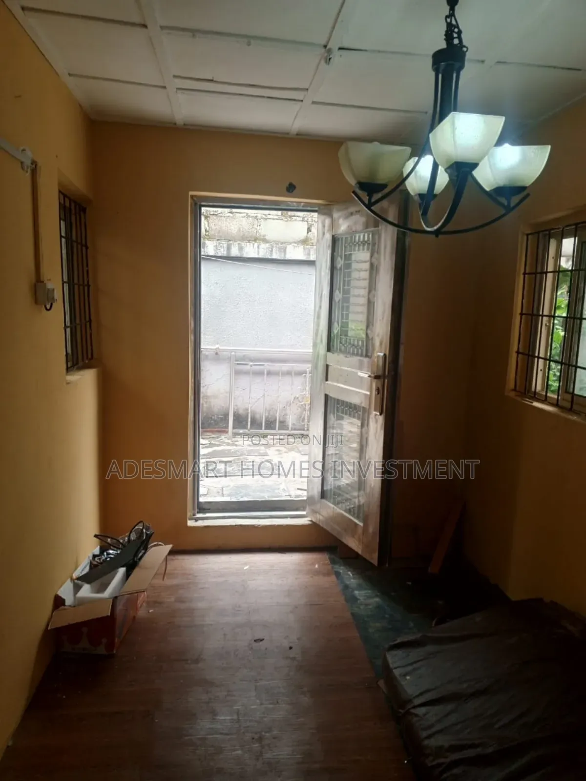 Mini Flat in Lekki Phase 1 for rent
