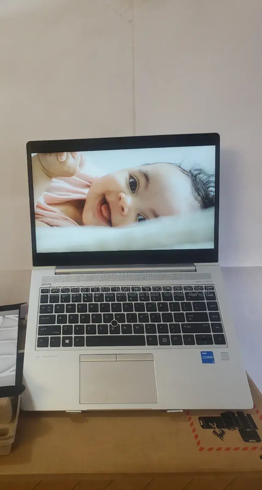 New Laptop HP EliteBook 8440P 8GB Intel Core i5 SSD 256GB