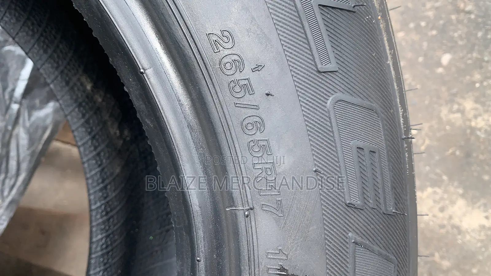 265/65r17 Bridgestone Tyre