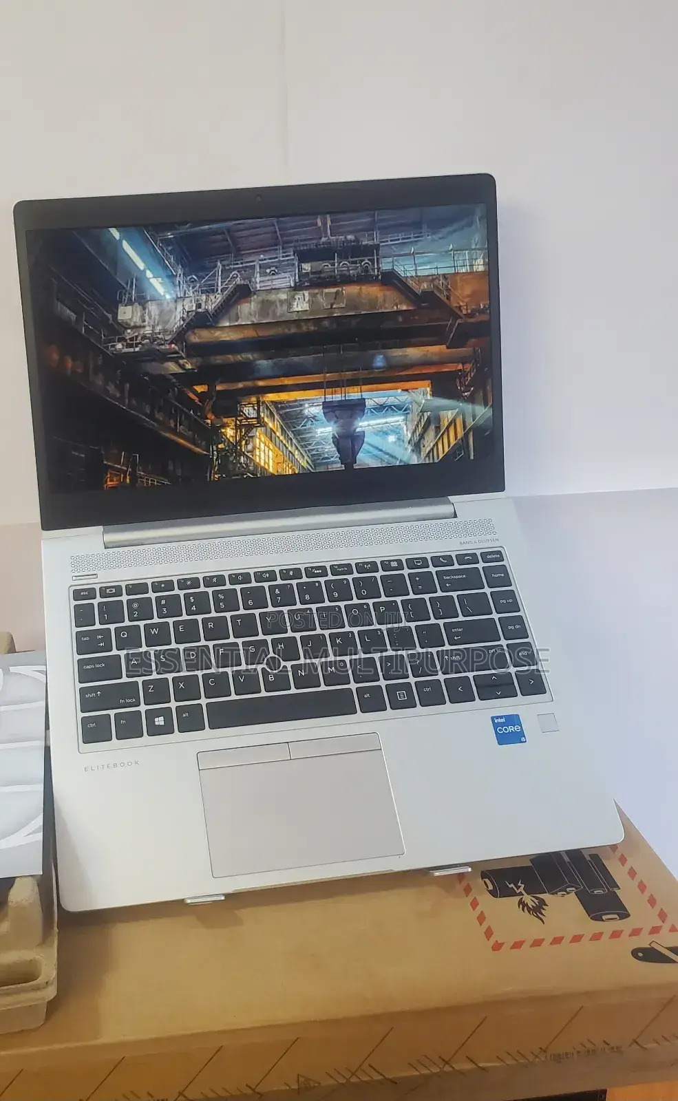 New Laptop HP EliteBook 8440P 8GB Intel Core I5 SSD 1T