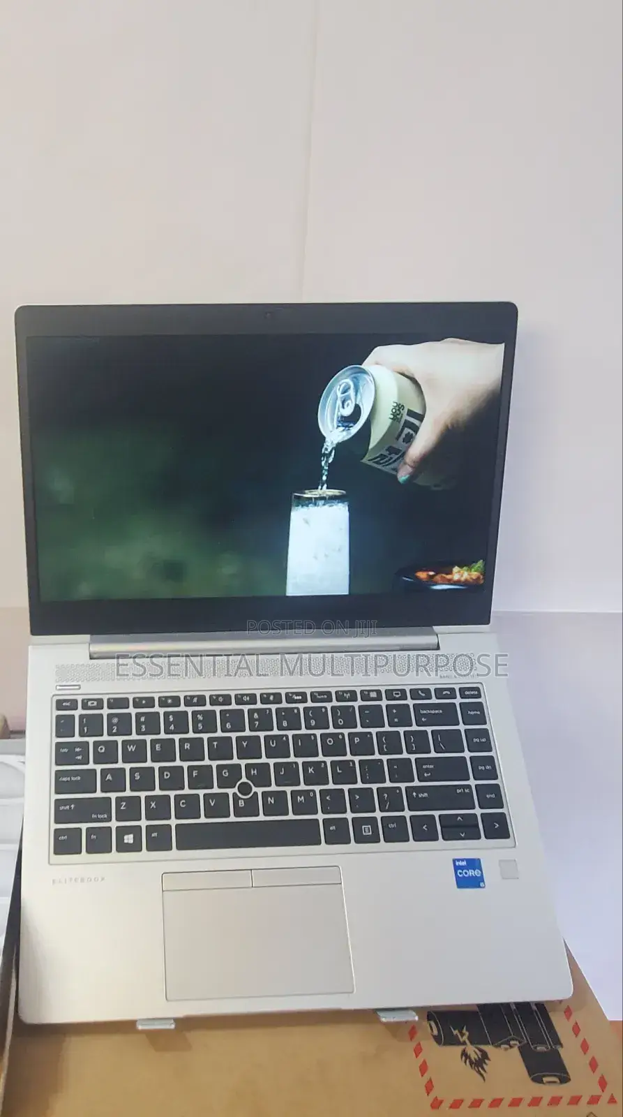 New Laptop HP EliteBook 8440w 8GB Intel Core I5 SSD 256GB
