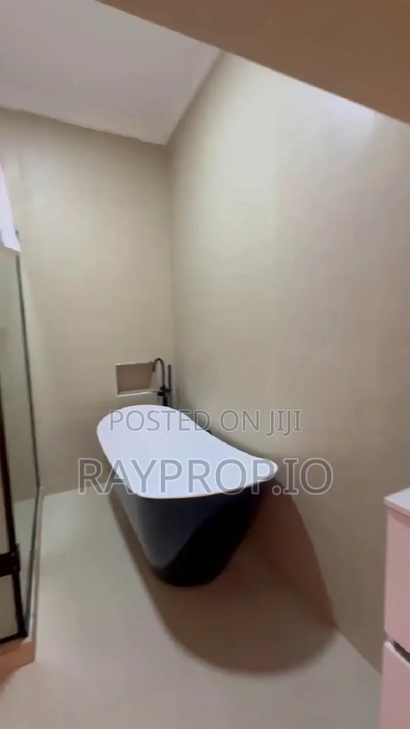 564835ol - 1 Bedroom Shortlet in Ikate Lekki