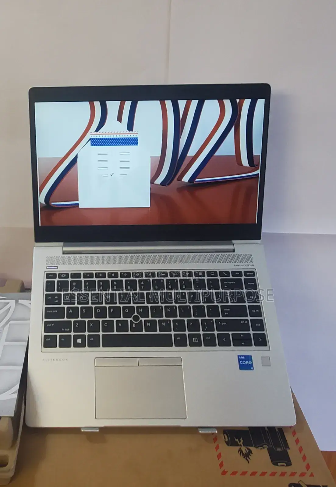 New Laptop HP EliteBook 8440w 16GB Intel Core I5 SSD 256GB
