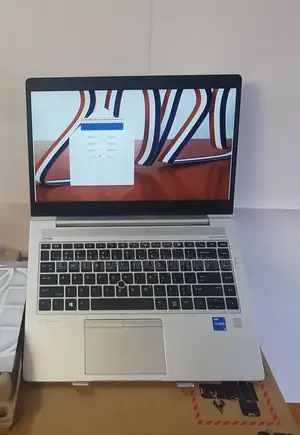 New Laptop HP EliteBook 8440w 16GB Intel Core I5 SSD 256GB