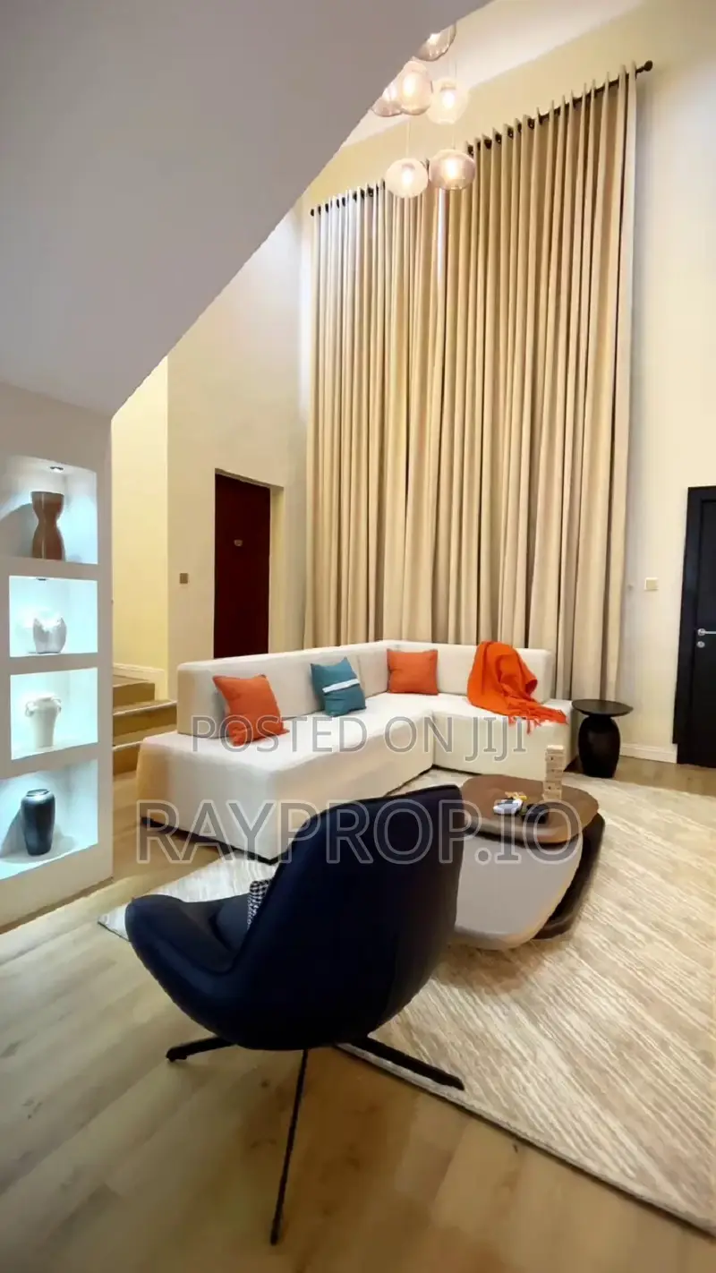 777130va - 3 Bedroom Shortlet in Lekki Phase 1