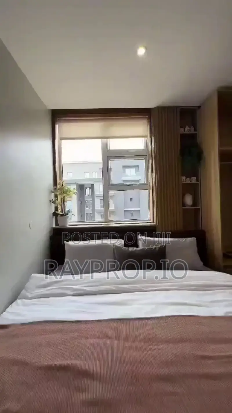 113948uh - 1 Bedroom Shortlet in Lekki Phase 1