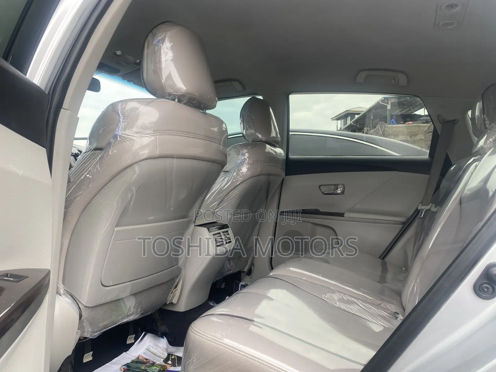 Toyota Venza V6 AWD 2011 Silver