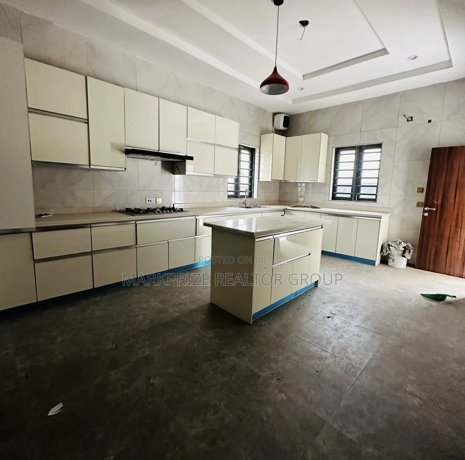 5bdrm Duplex in Magodo Phase 2 Lagos for sale