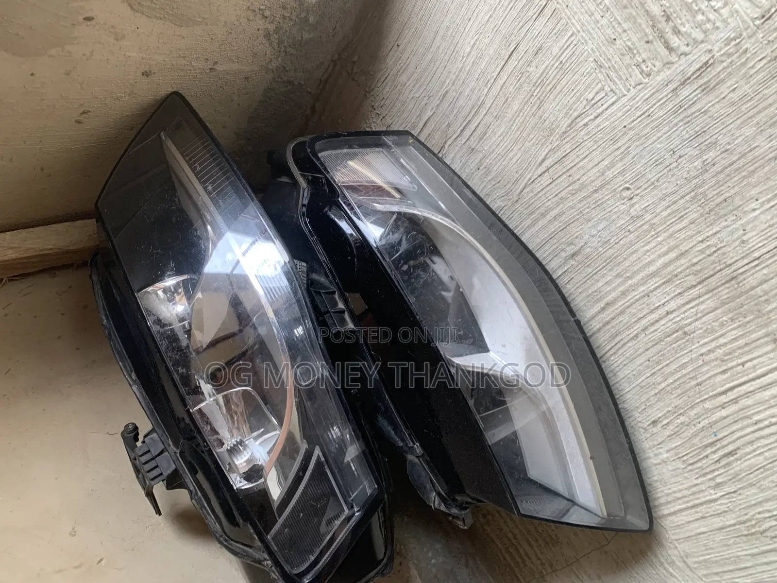 Headlamp Audi A4 2010