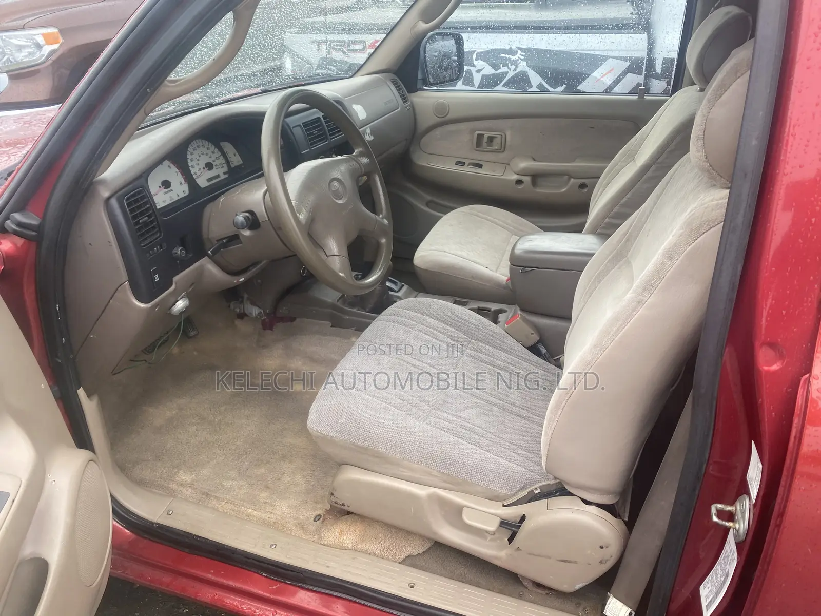 Toyota Tacoma Base V6 4x4 Double-Cab 121.9 in. WB 2002 Red