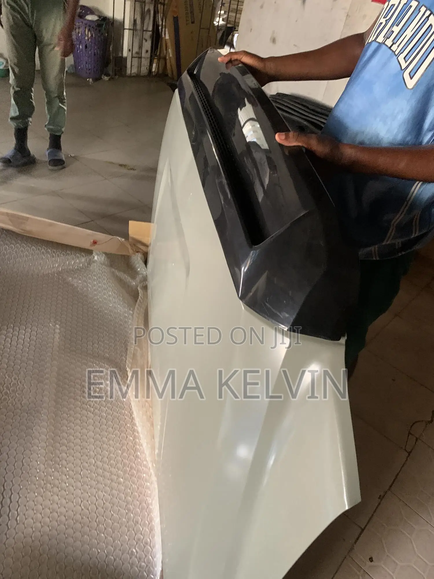 Bonnet With Bonnet Chrome Toyota Tundra 2018/2020 Model