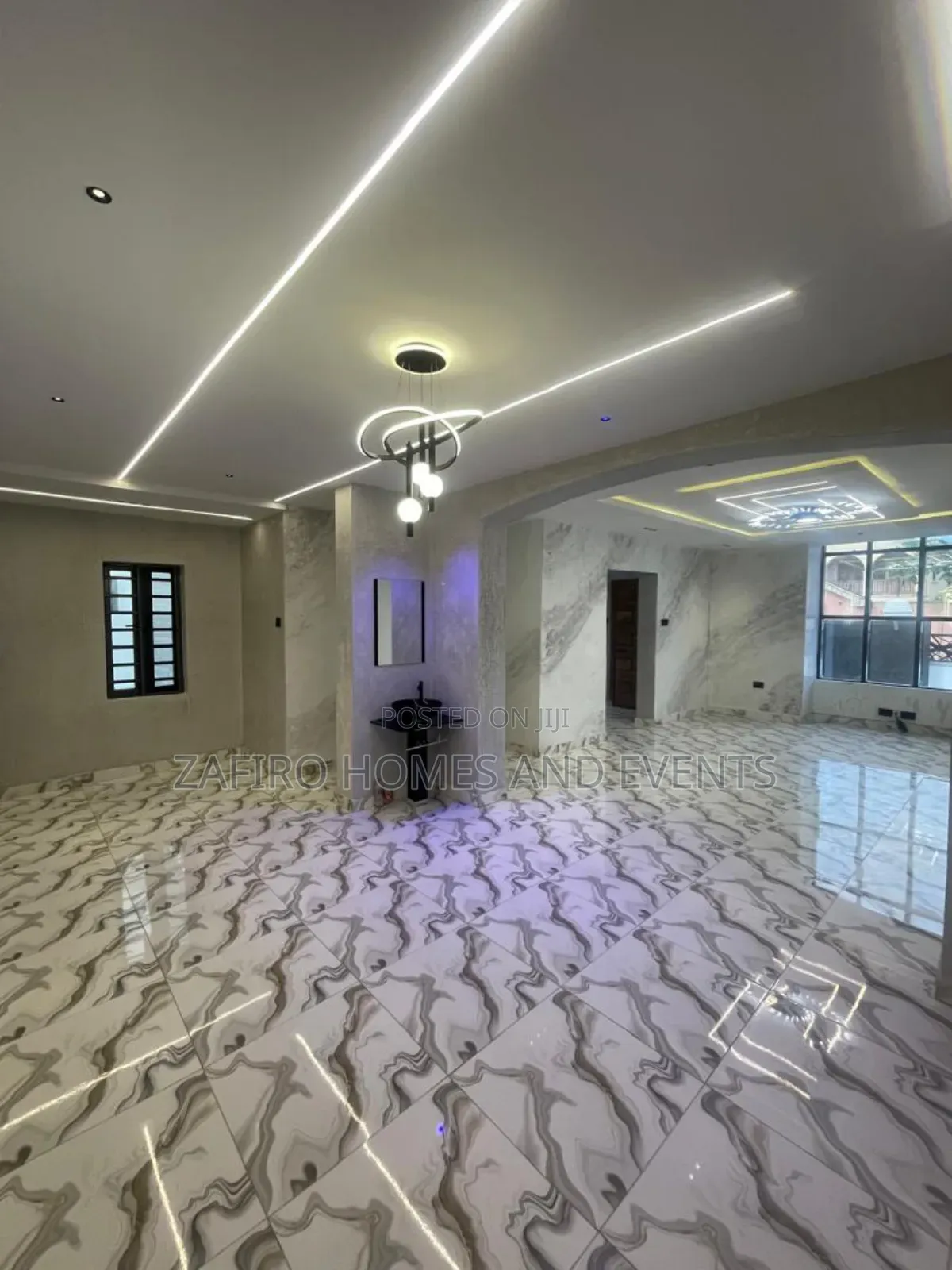 4bdrm Duplex in Emmanuel Estate, for sale