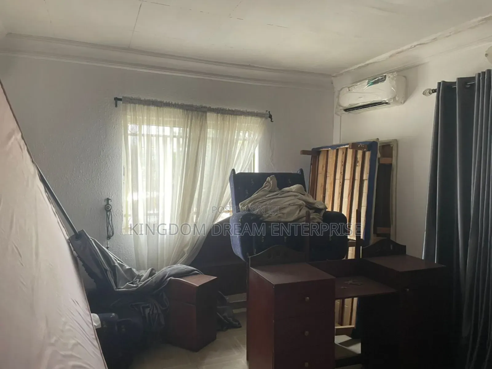 4bdrm Apartment in Apapa for rent