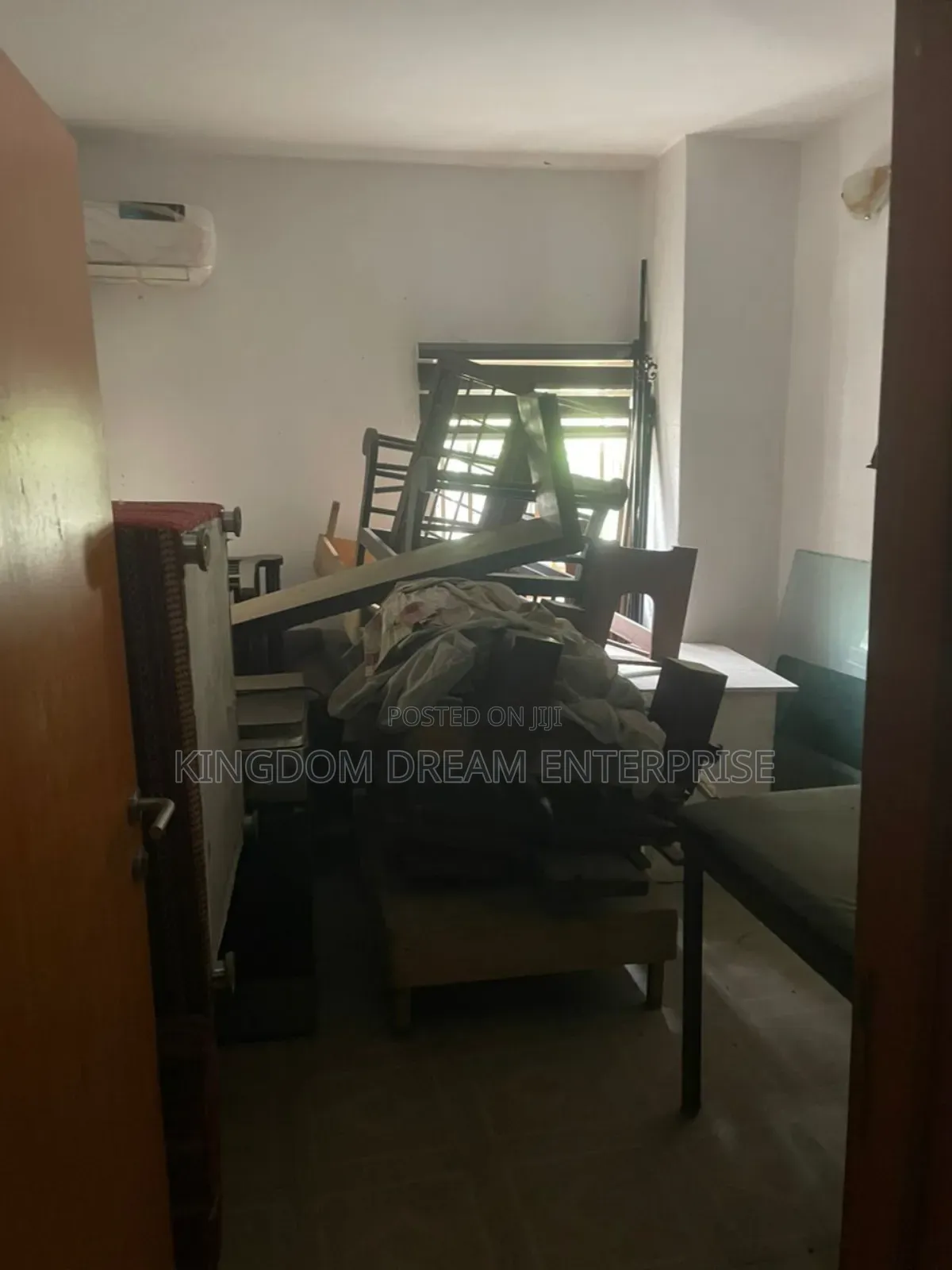 4bdrm Apartment in Apapa for rent