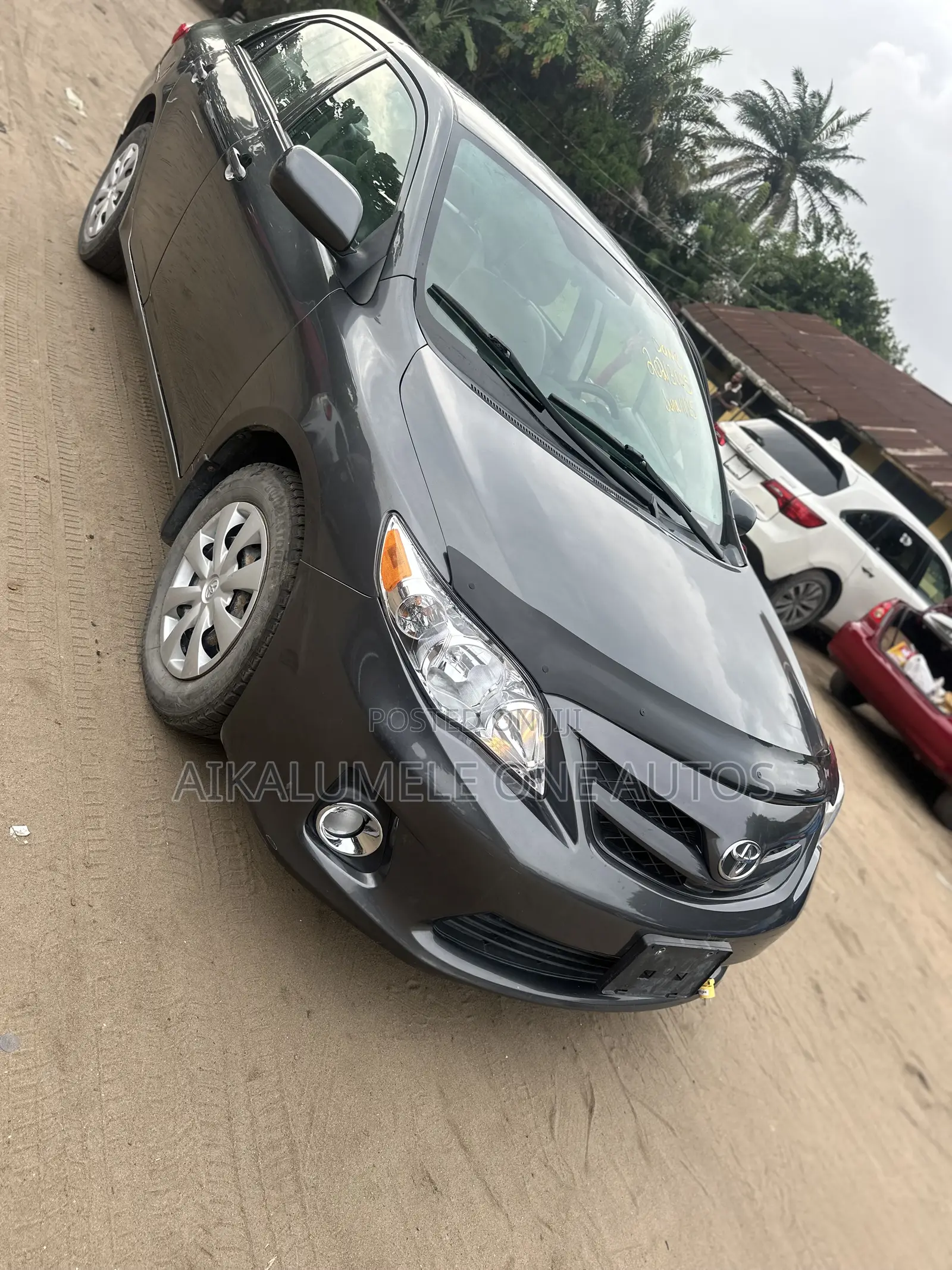 Toyota Corolla LE 4dr Sedan (1.8L 4cyl 4A) 2012 Gray