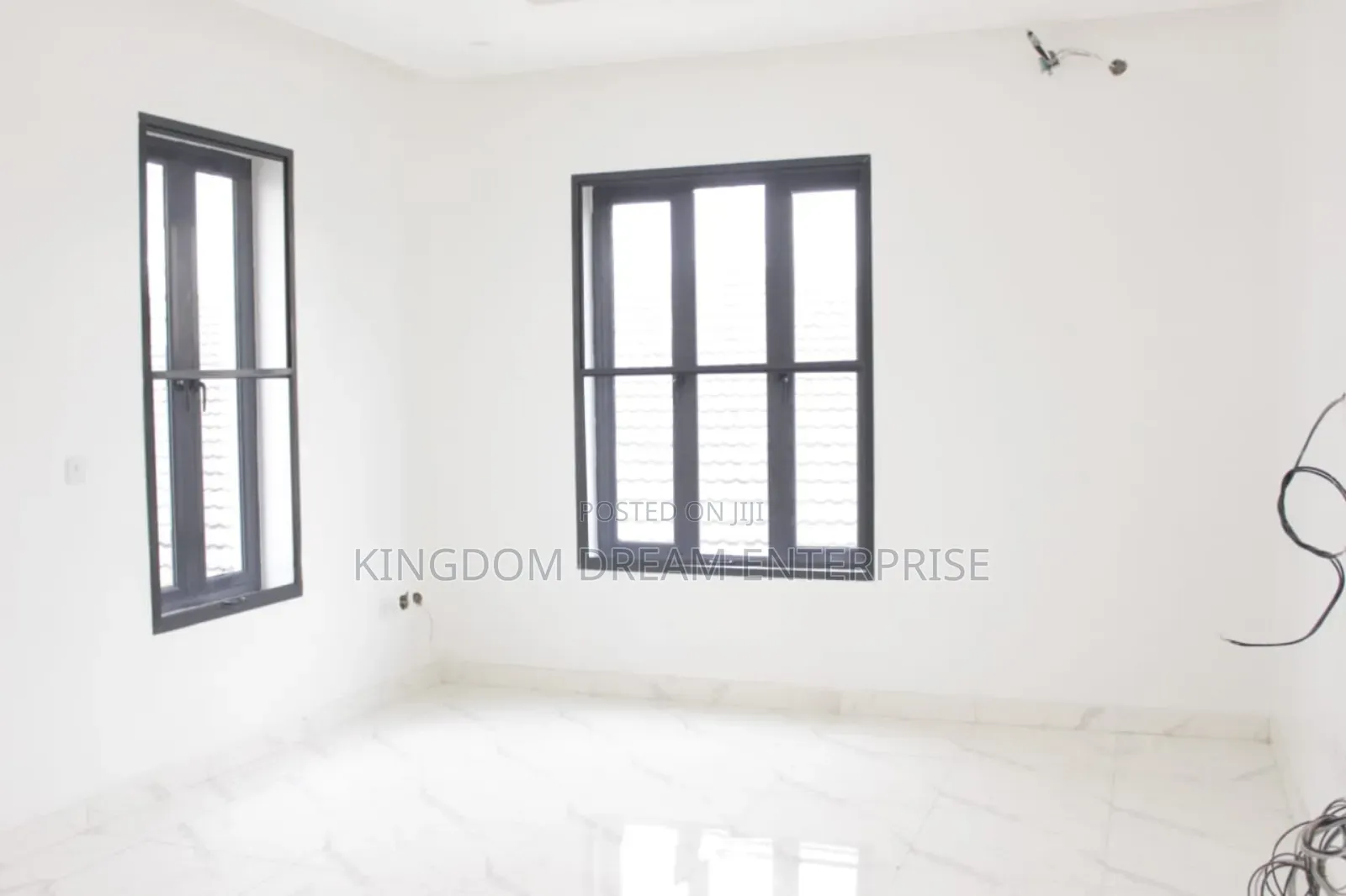 2bdrm Block of Flats in Chevron Lekki for rent