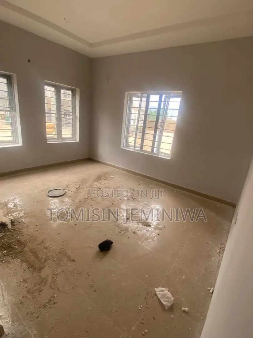 Furnished 3bdrm Block of Flats in Pacific Estate, Kubwa for rent