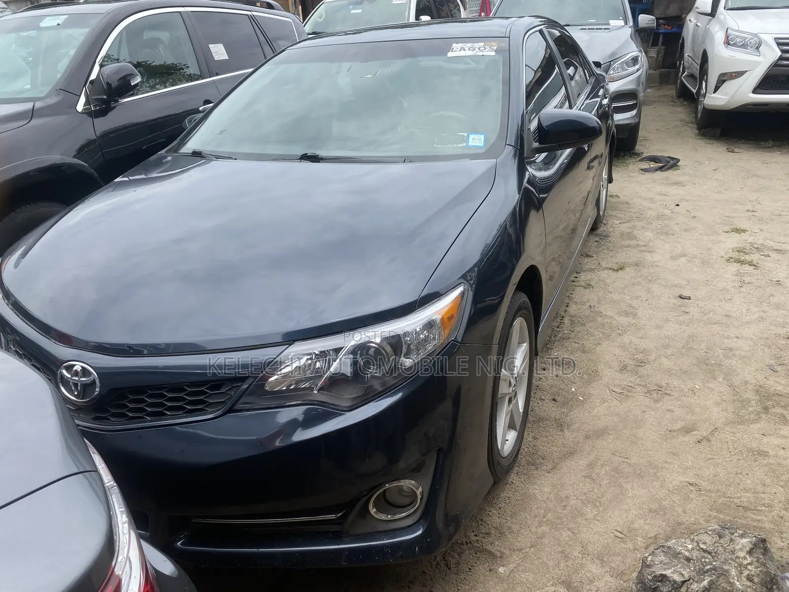 Toyota Camry SE 4dr Sedan (2.5L 4cyl 6A) 2012 Black
