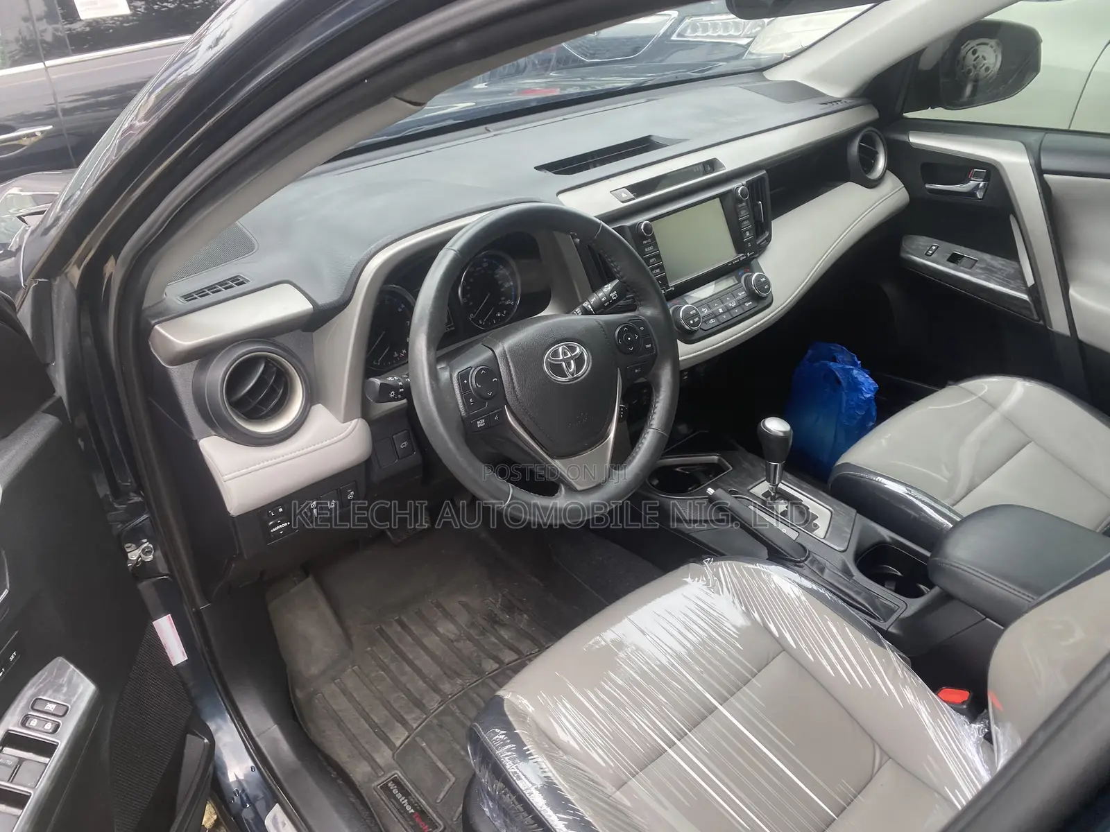 Toyota RAV4 Limited 4dr SUV (2.5L 4cyl 6A) 2018 Blue