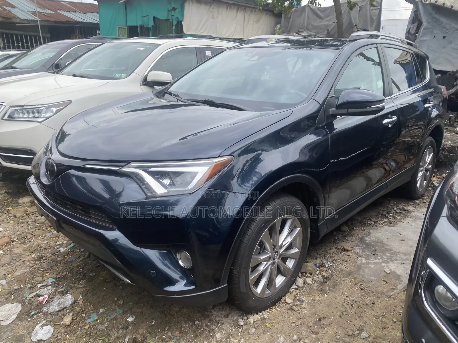 Toyota RAV4 Limited 4dr SUV (2.5L 4cyl 6A) 2018 Blue