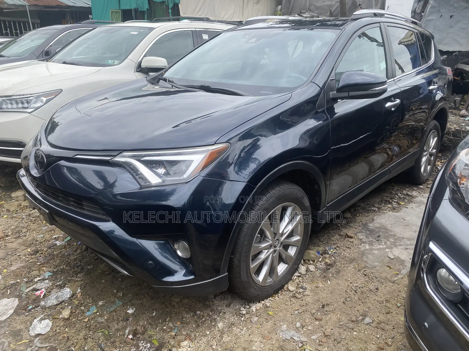 Toyota RAV4 Limited 4dr SUV (2.5L 4cyl 6A) 2018 Blue