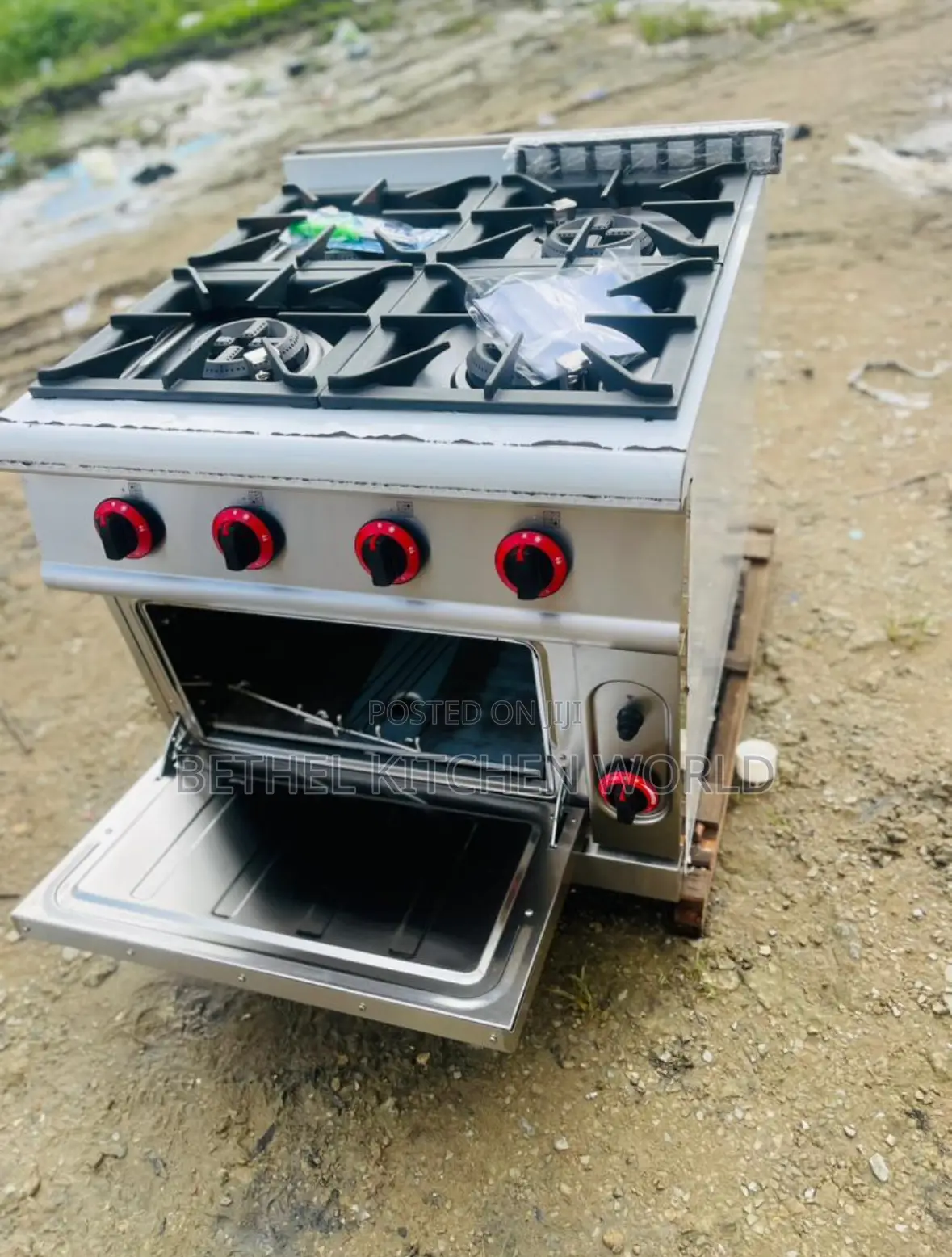 Commercial 4 Burner Gas Cooker With Oven