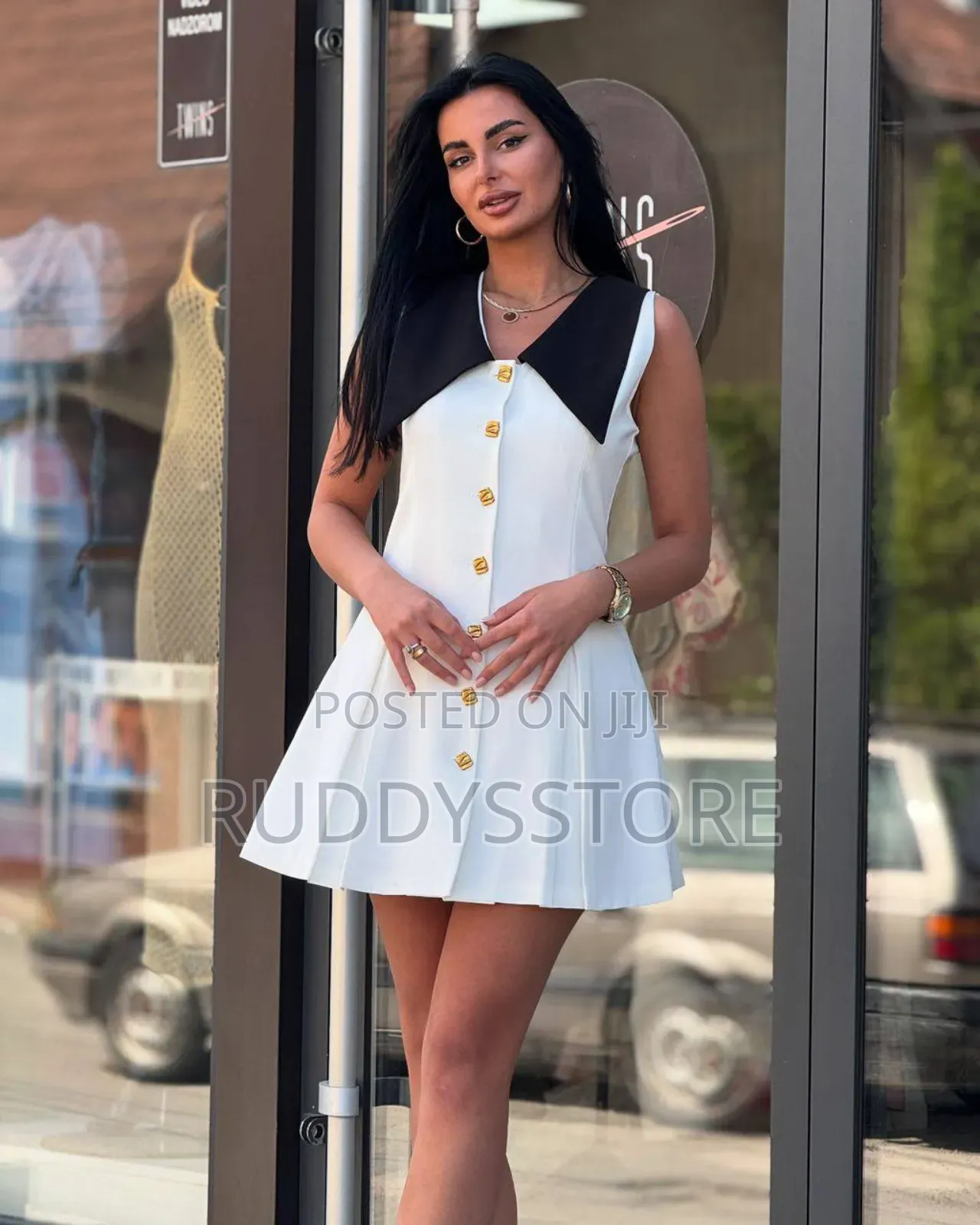 Collar Sleeveless Short Dress | Chic Modern Appeal