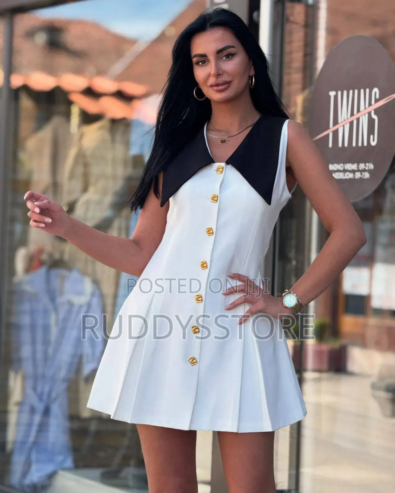 Collar Sleeveless Short Dress | Chic Modern Appeal