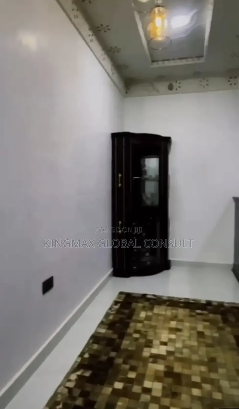 5bdrm Duplex in Guzape District for sale