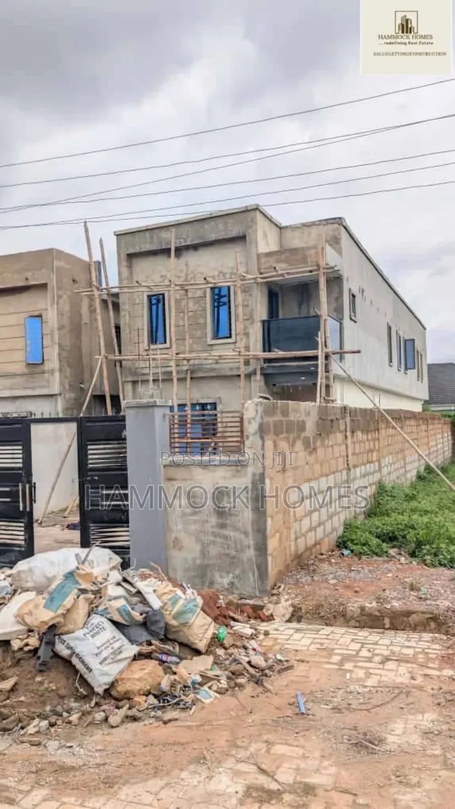 4bdrm Duplex in Okebadan Estate, for sale