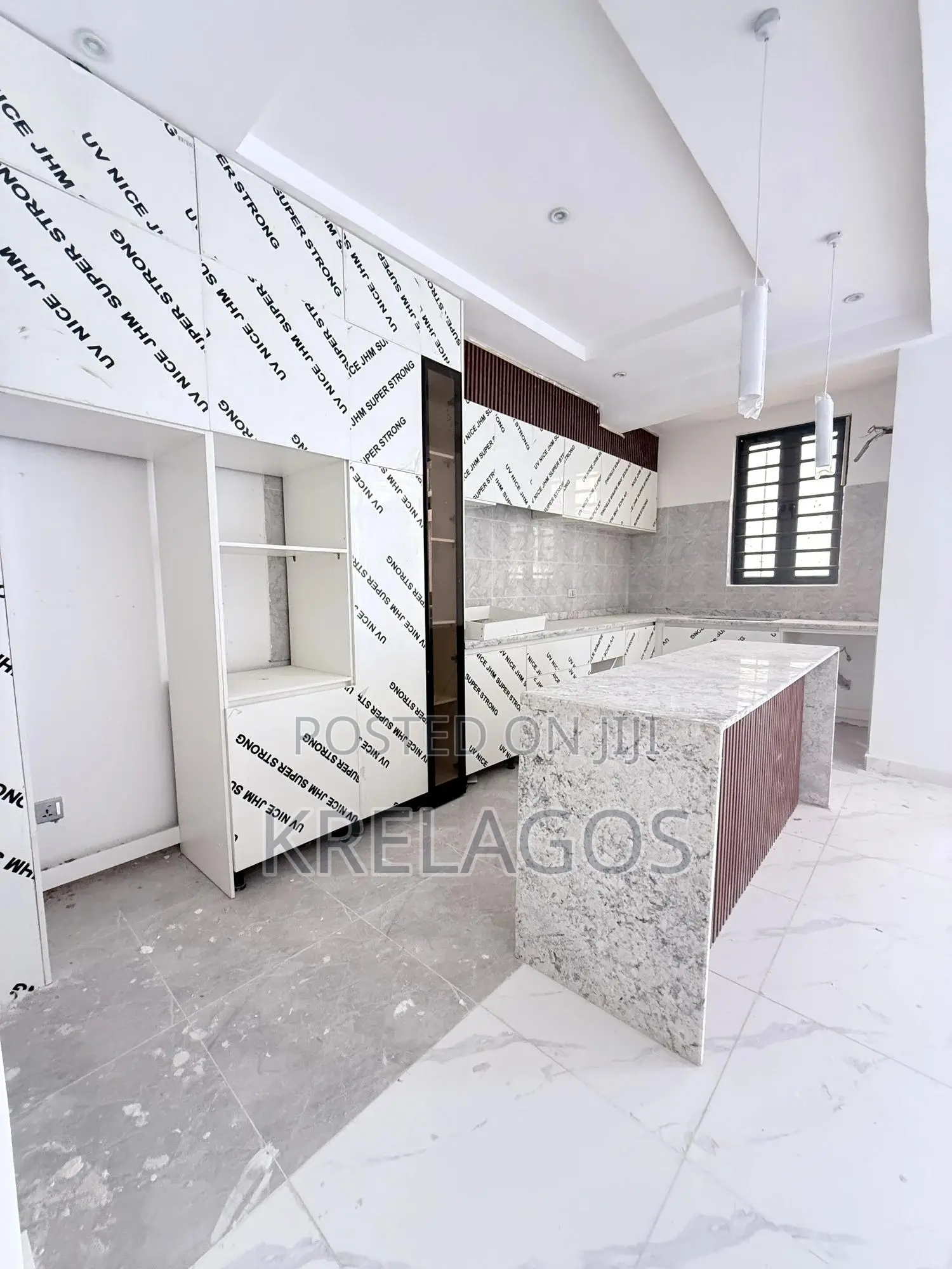 Modern 2-Bedroom Apartment in Ikate