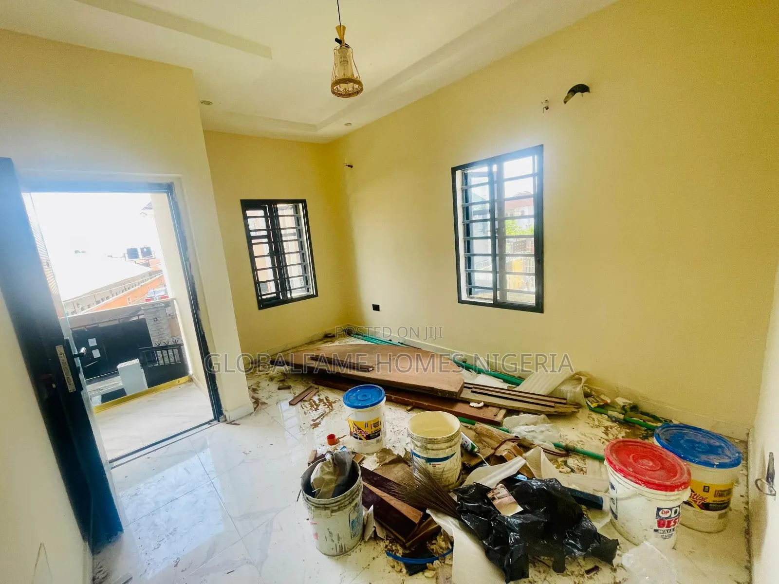 1bdrm Block of Flats in Lakowe Ibeju Lekki for rent