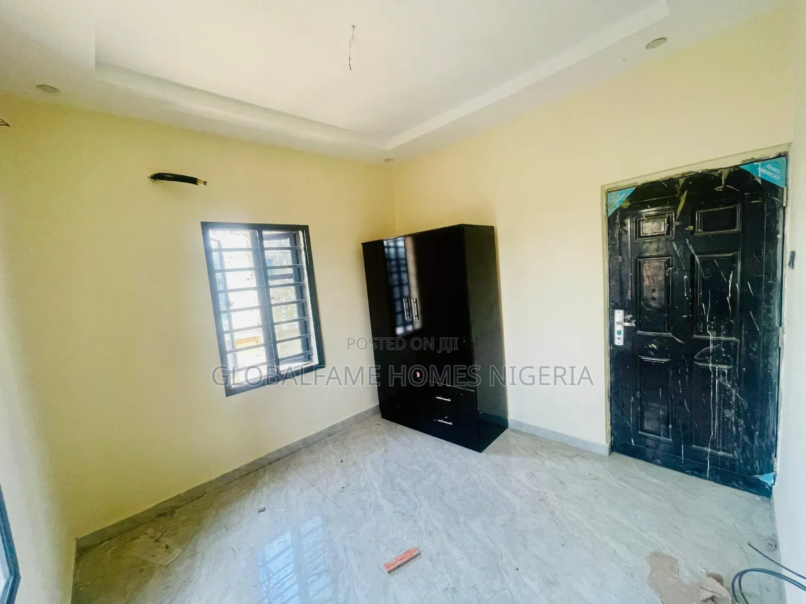1bdrm Block of Flats in Lakowe Ibeju Lekki for rent