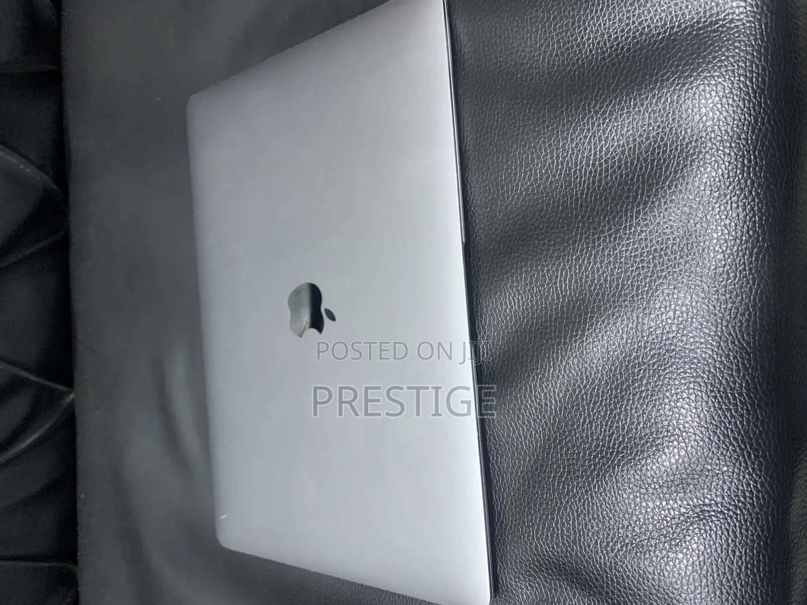 Laptop Apple MacBook Air 2020 8GB Apple M1 SSD 512GB