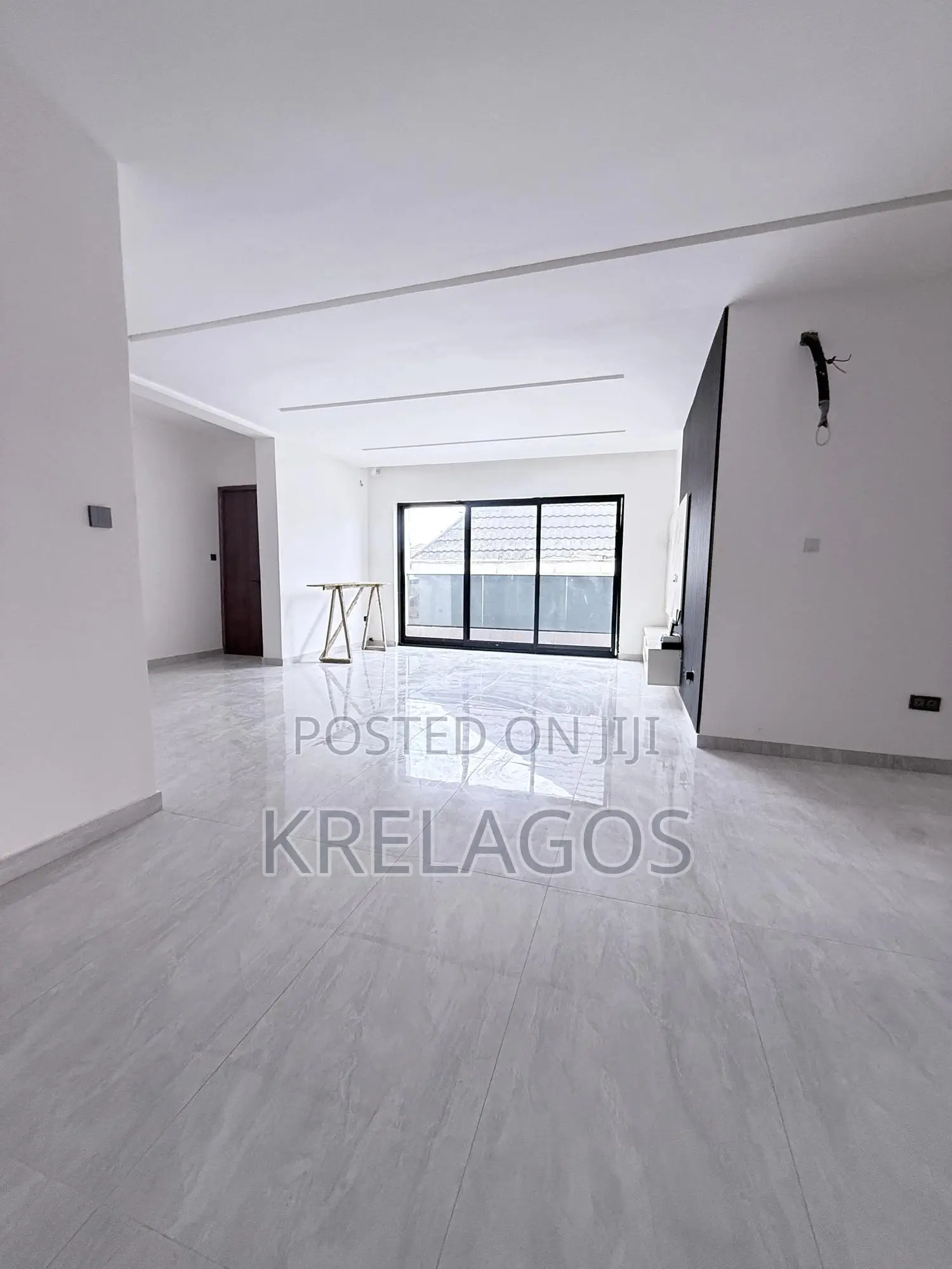 3bdrm Apartment in Ikate for sale
