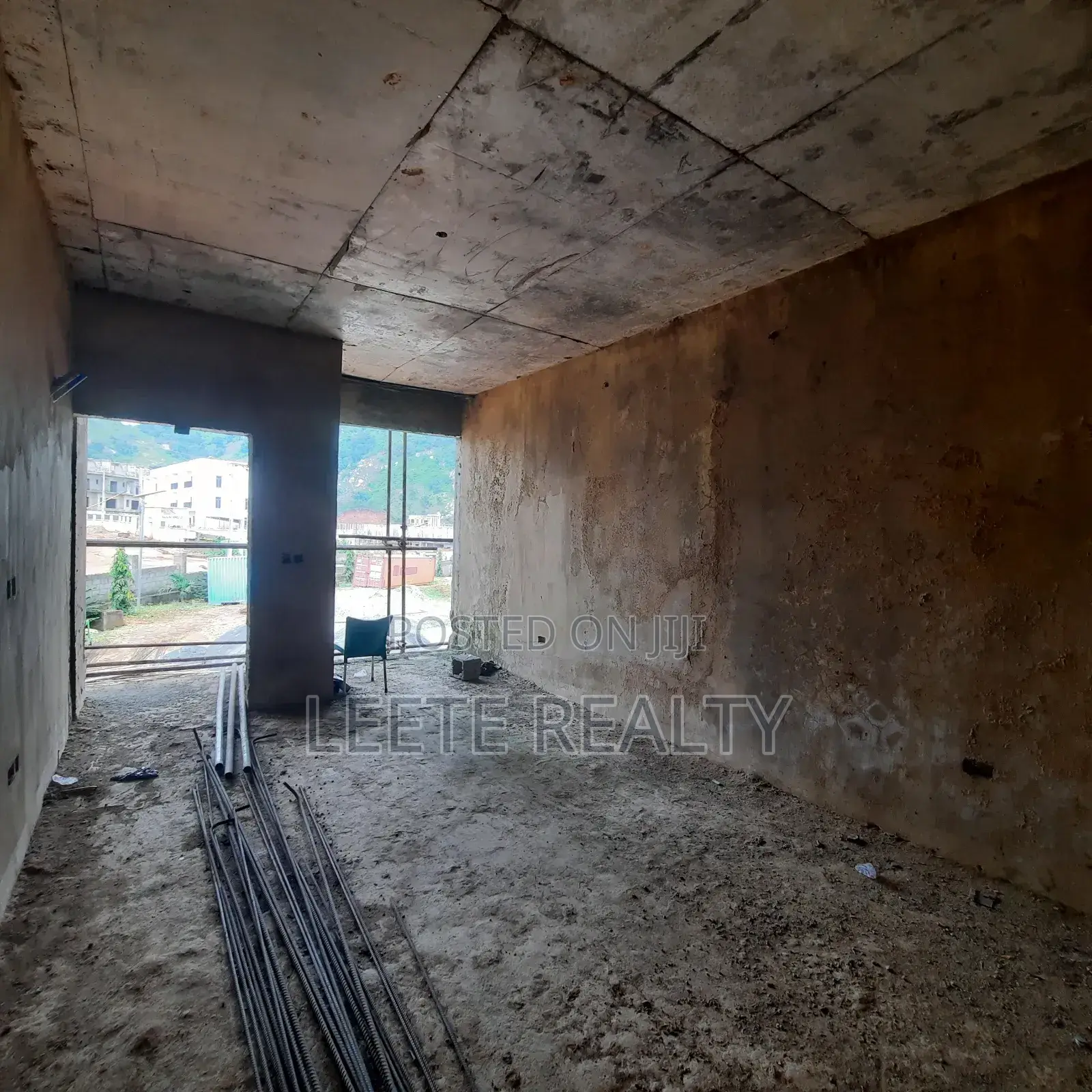 5bdrm Townhouse/Terrace in Katampe Extension for sale