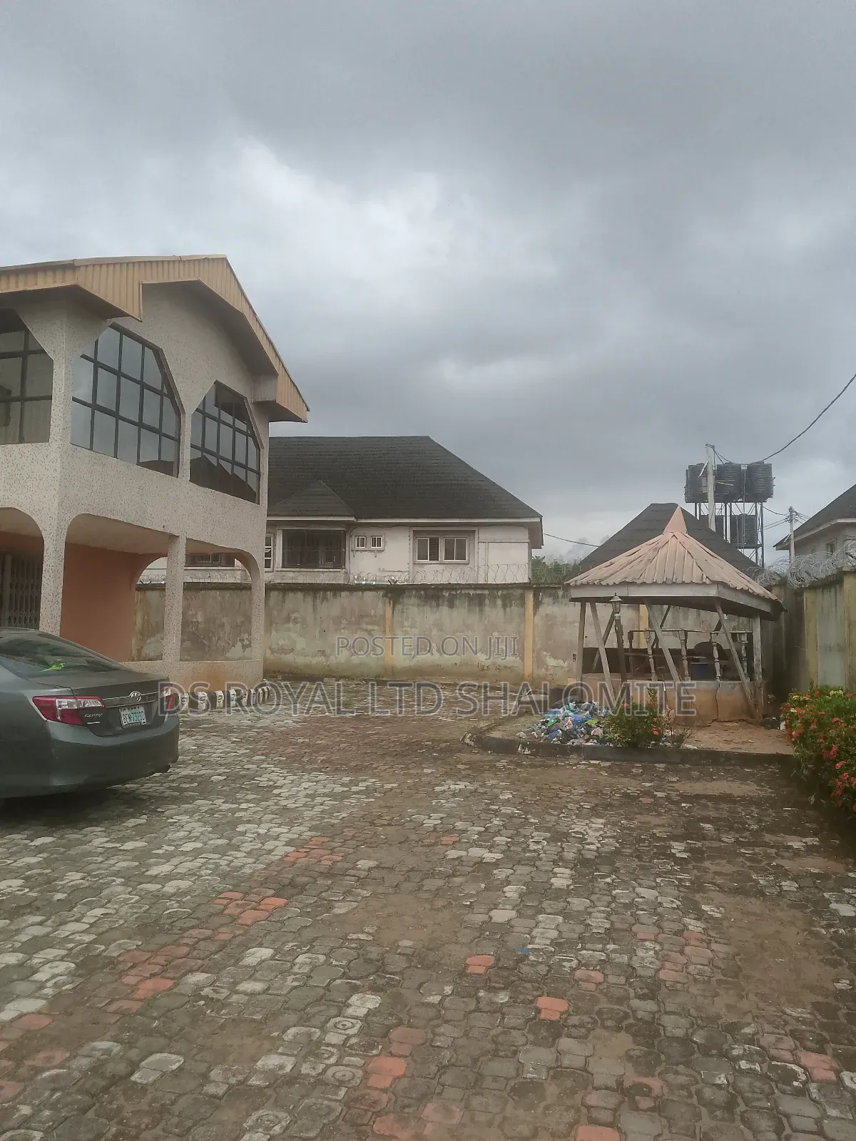 6bdrm Duplex in Benin City for sale