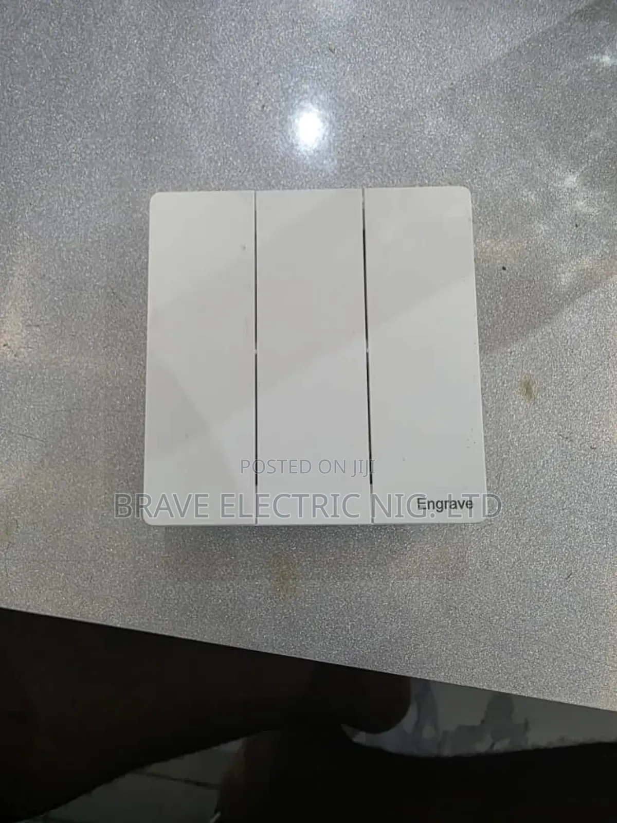 3 Gang 2 Way Switch